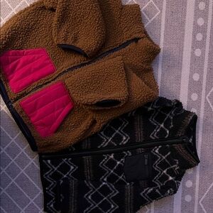 Unisex Old Navy 3T Brown and Pink Fleece Zip Jackets